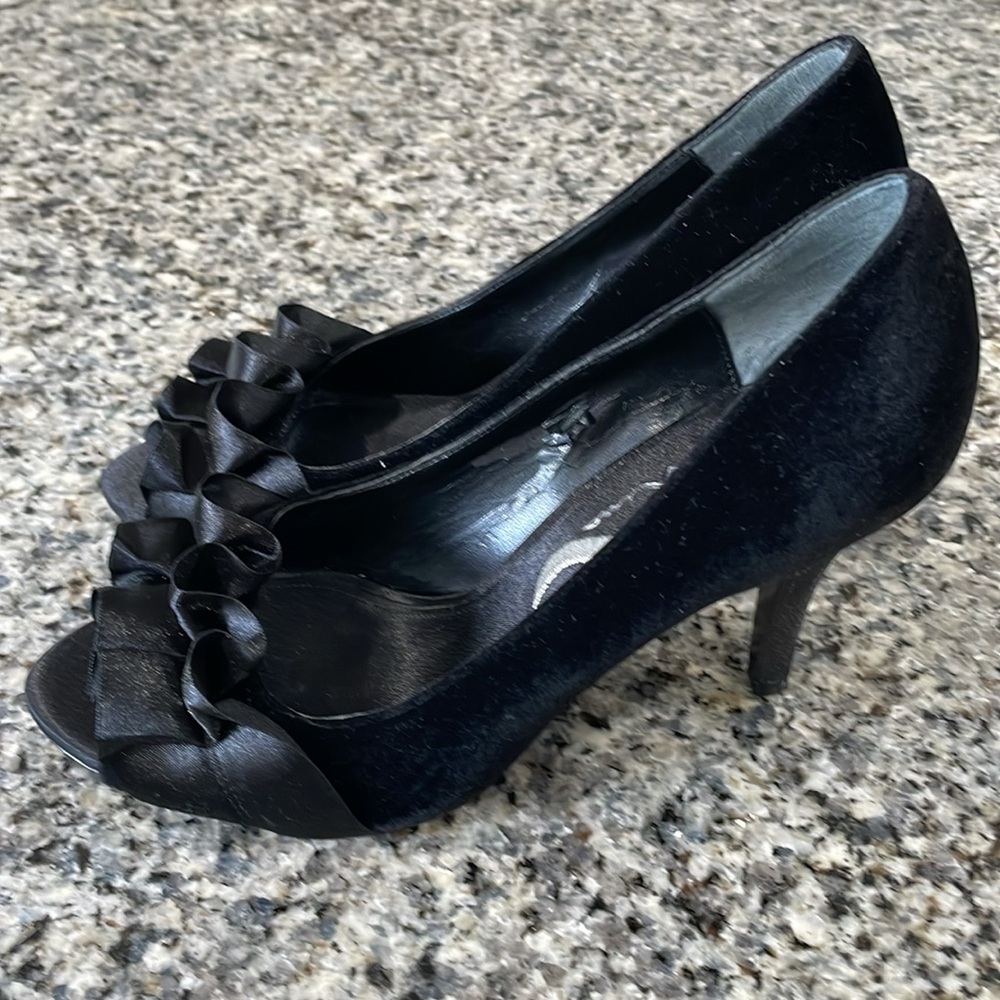 Velvet and Satin Nina Shoes - Picture 4 of 11